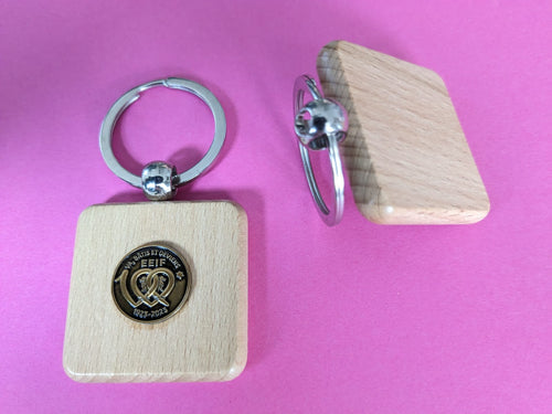 Porte clé bois/métal du 100e